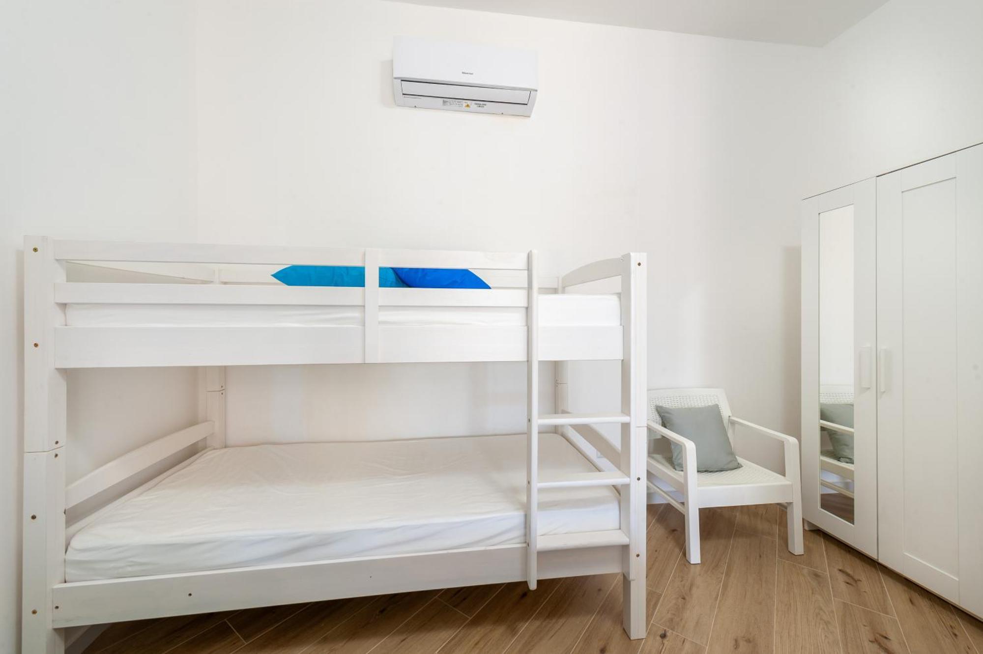 Casa Vacanza Alice & Mari Ашеа Номер фото